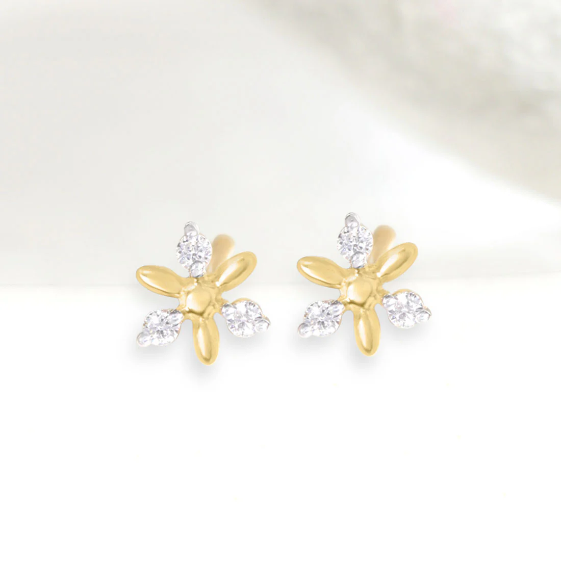 Artsy Floral Gold Lab-Grown Diamonds Earrings - Image 5