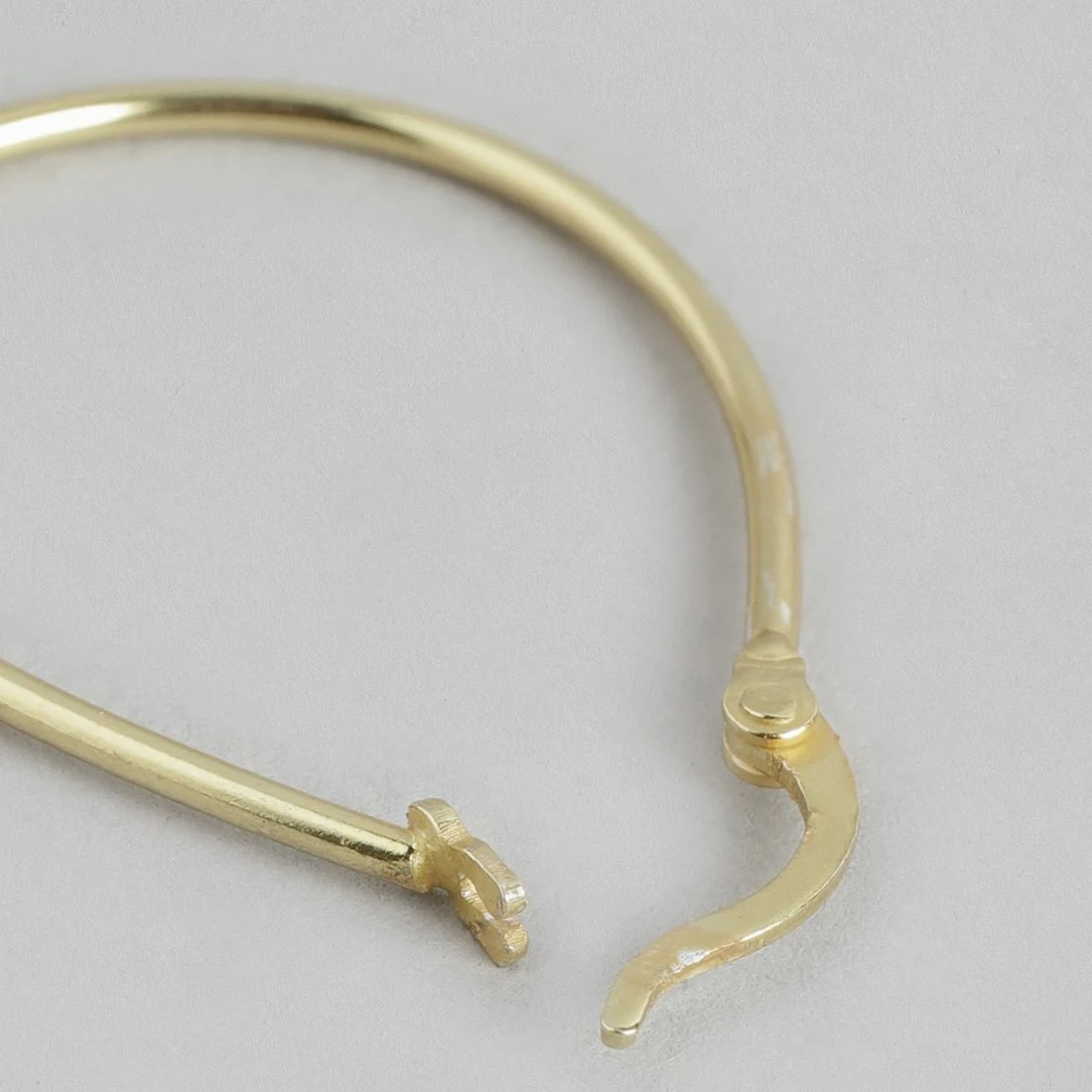 Classic Gold-Plated 925 Sterling Silver Hoop Earrings - Image 5
