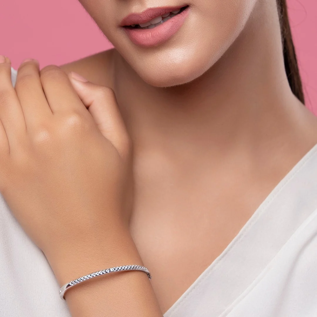 Classy 925 Sterling Silver Rhodium Plated Bracelet - Image 3