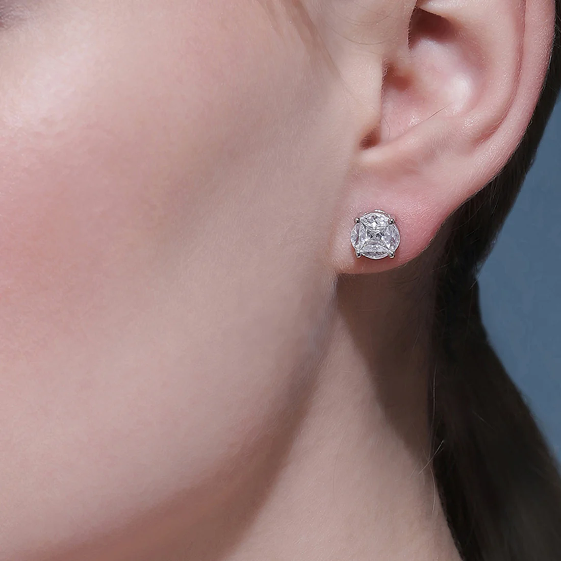 Mia Solitaire 925 Sterling Silver Earrings - Image 2