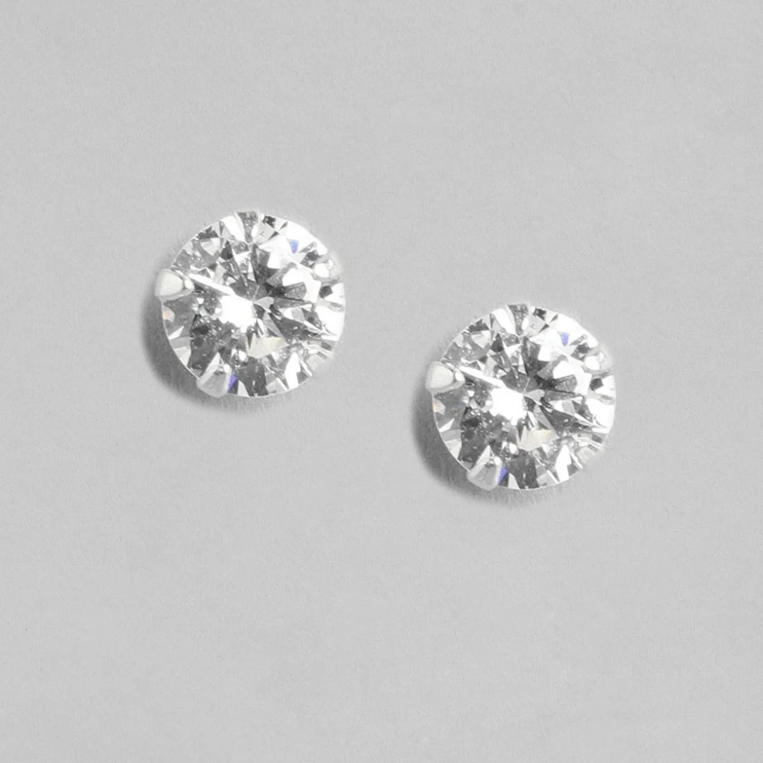 Evergreen White 925 Silver Earrings - Image 6