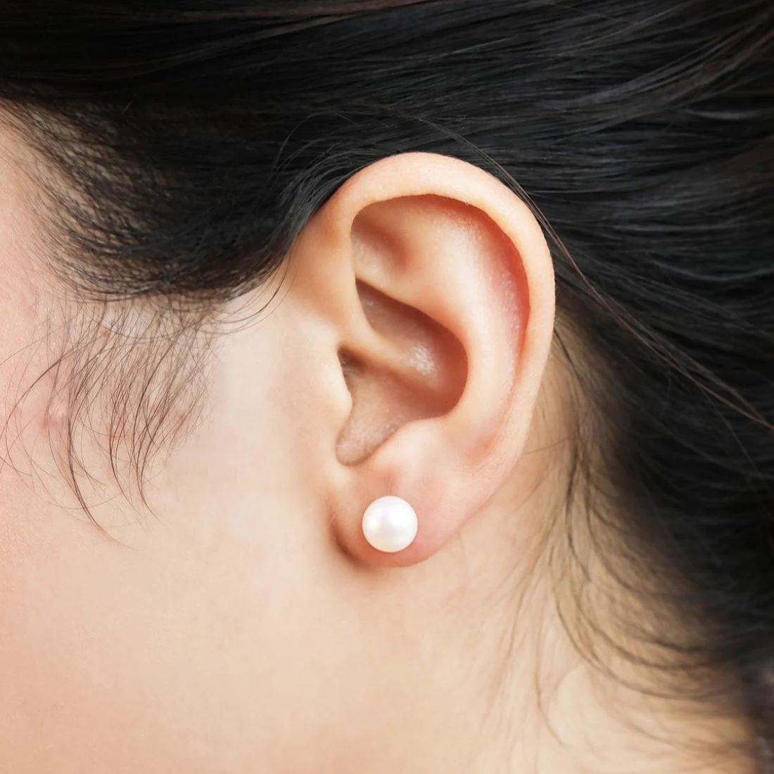 Pearlescent Whispers: Delicate Dot 925 Silver Earrings Gift Hamper - Image 2