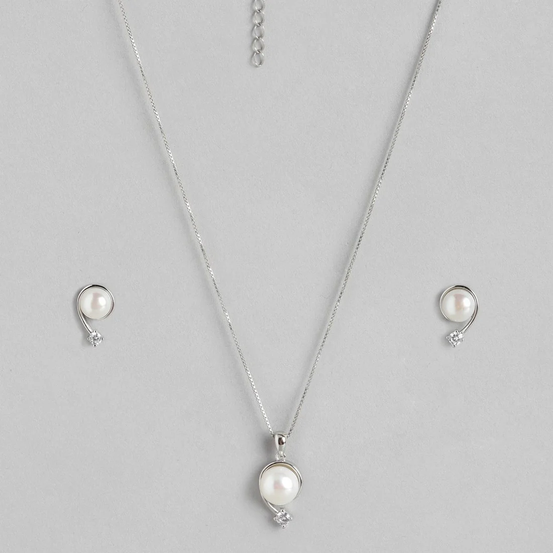Elegant Pearl 925 Sterling Silver Rhodium Plated Jewellery Set - Image 5
