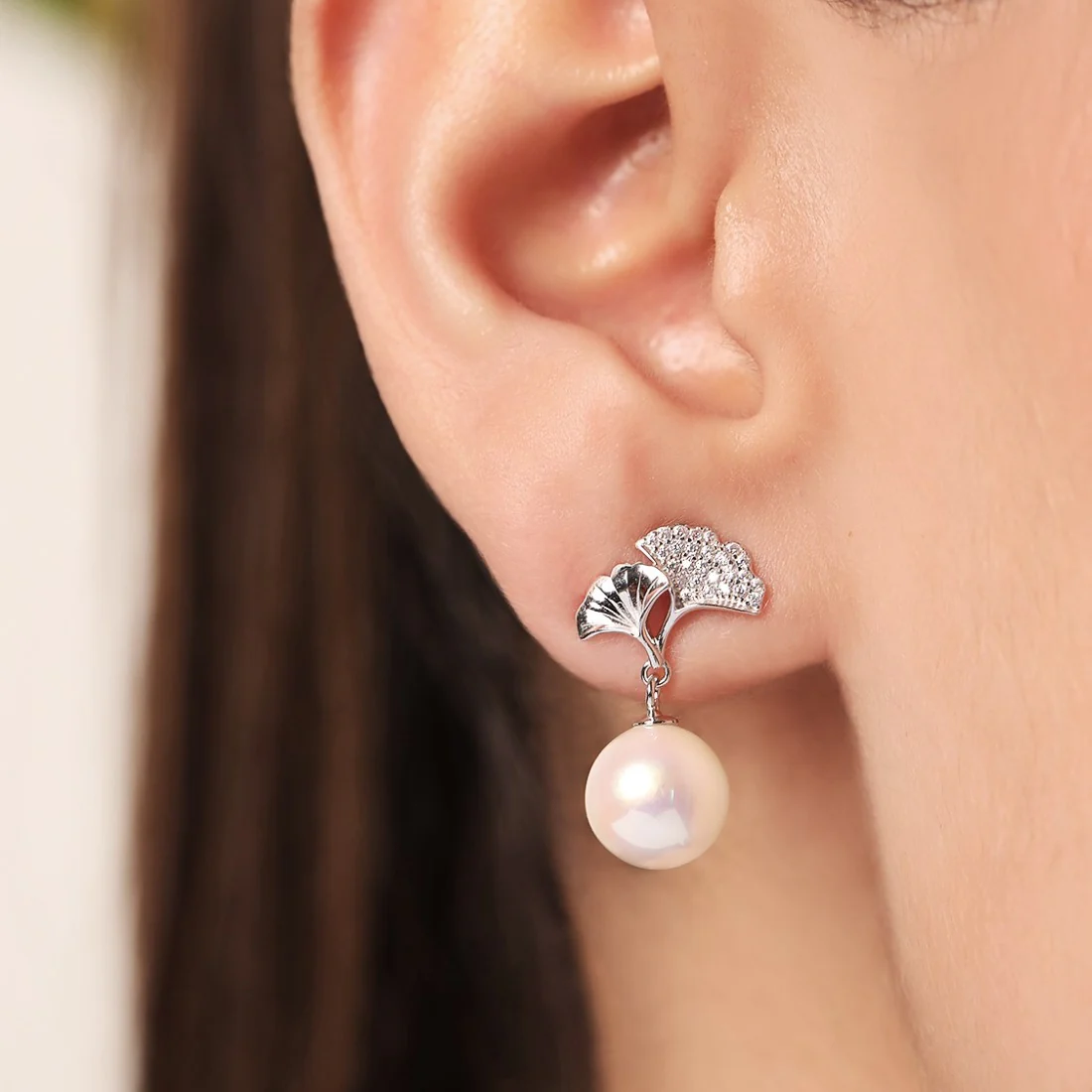 Enchanted Leaf 925 Sterling Silver Rhodium-Plated Leaf Earrings - Image 2