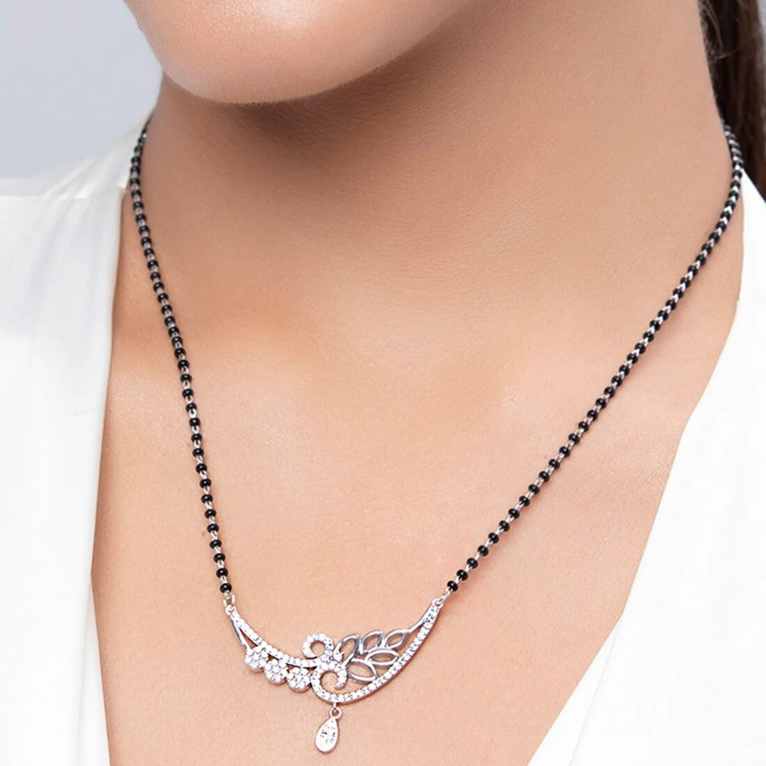 Floral Leaf CZ Studded 925 Silver Mangalsutra - Image 2