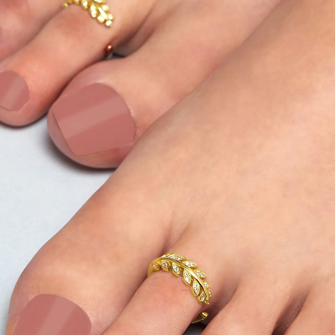 Glamorous Leaf 925 Sterling Silver Gold Plated Toe Ring - Image 5