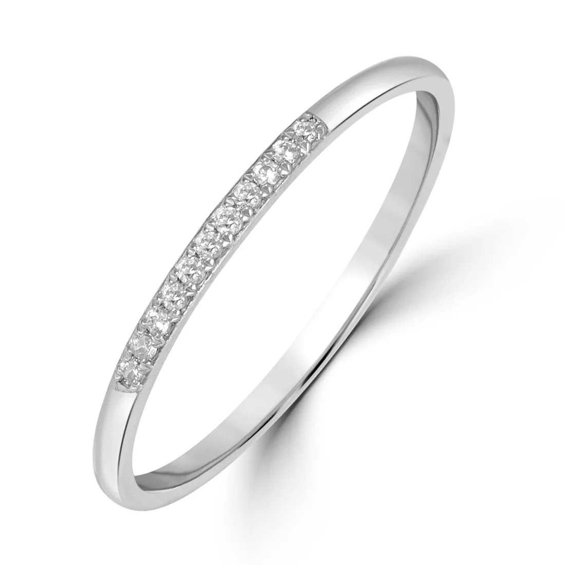 Glimmering Gold Ring with with Lab Grown Diamond - Image 5