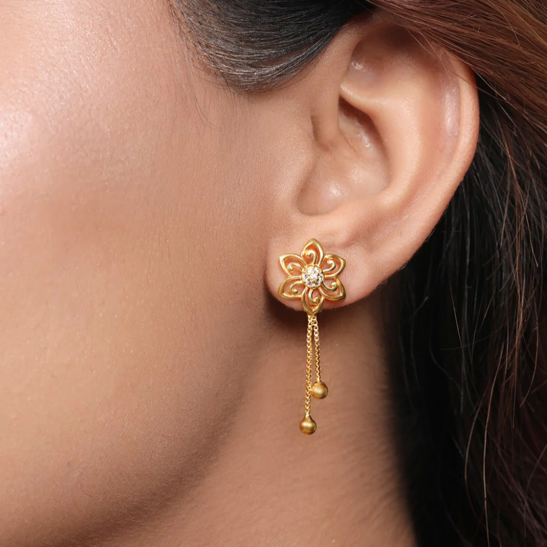 Golden Petals 925 Sterling Silver Gold-Plated Flower Earrings - Image 2