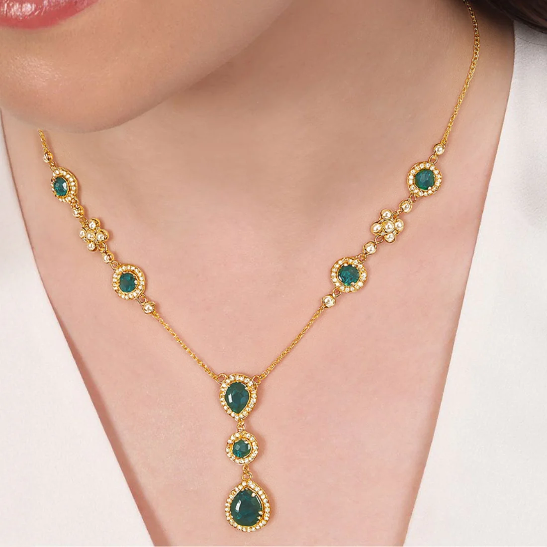 Enchanted Emerald Bloom Gold-Plated 925 Silver Necklace & Earring Jewellery Set - Image 5