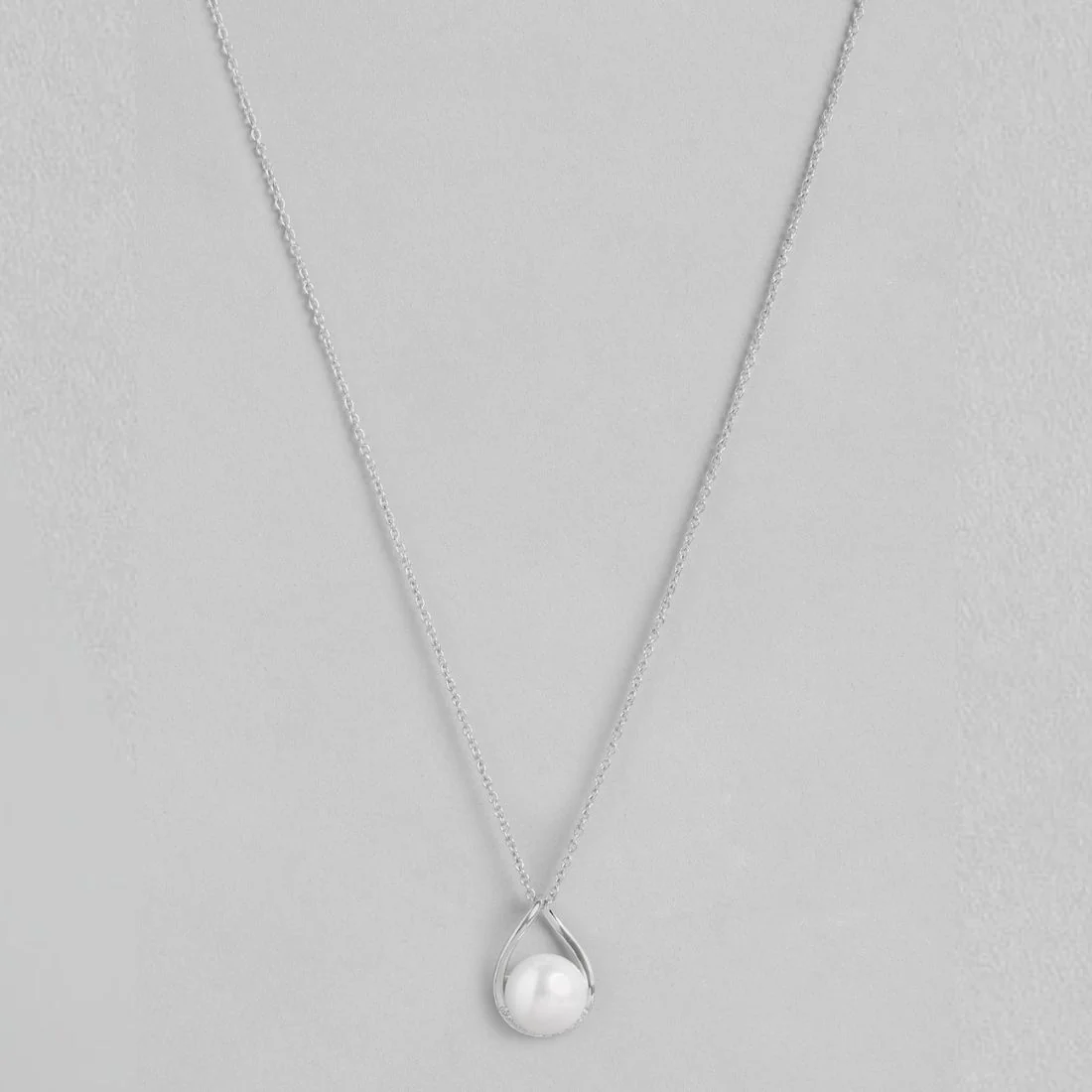 Lustrous Fusion Rhodium-Plated 925 Sterling Silver Pendant with Chain - Image 4