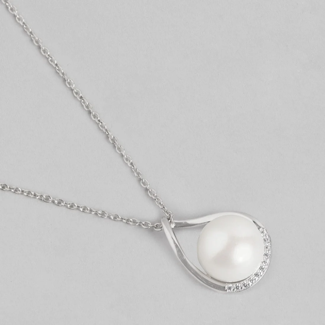 Lustrous Fusion Rhodium-Plated 925 Sterling Silver Pendant with Chain - Image 5