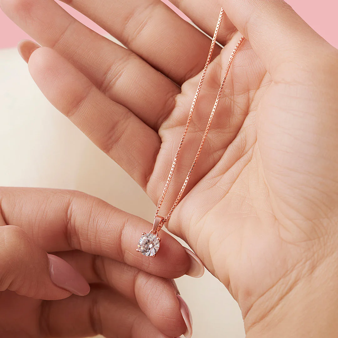 Radiant Sparkle - Solitaire 925 Silver Necklace in Rose Gold - Image 4