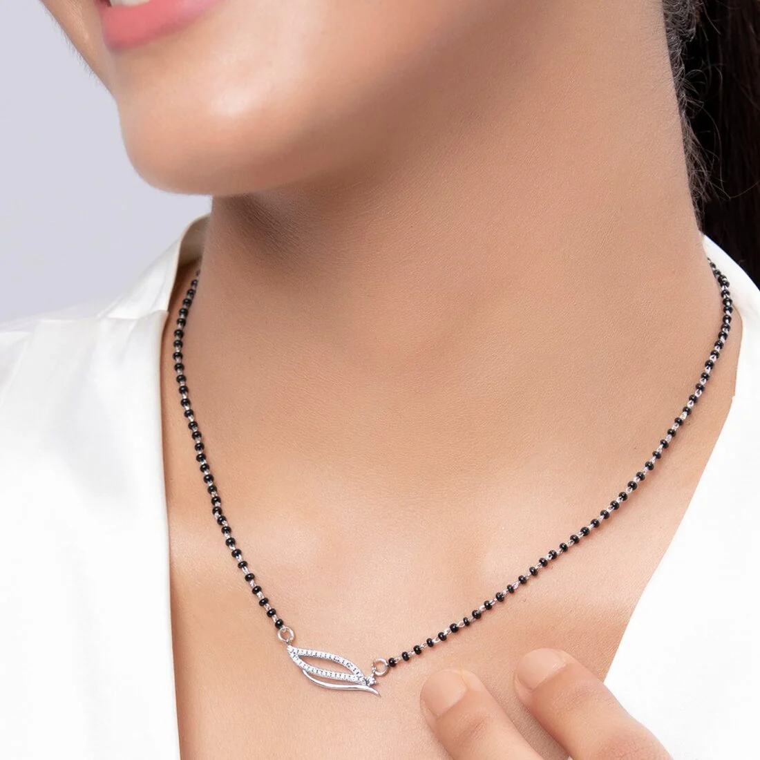 Petals 925 Sterling Silver Mangalsutra - Image 4