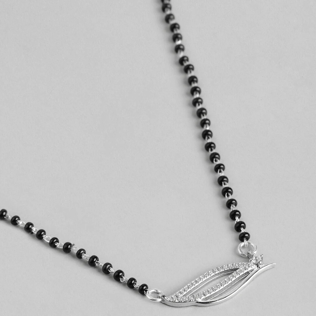 Petals 925 Sterling Silver Mangalsutra - Image 5