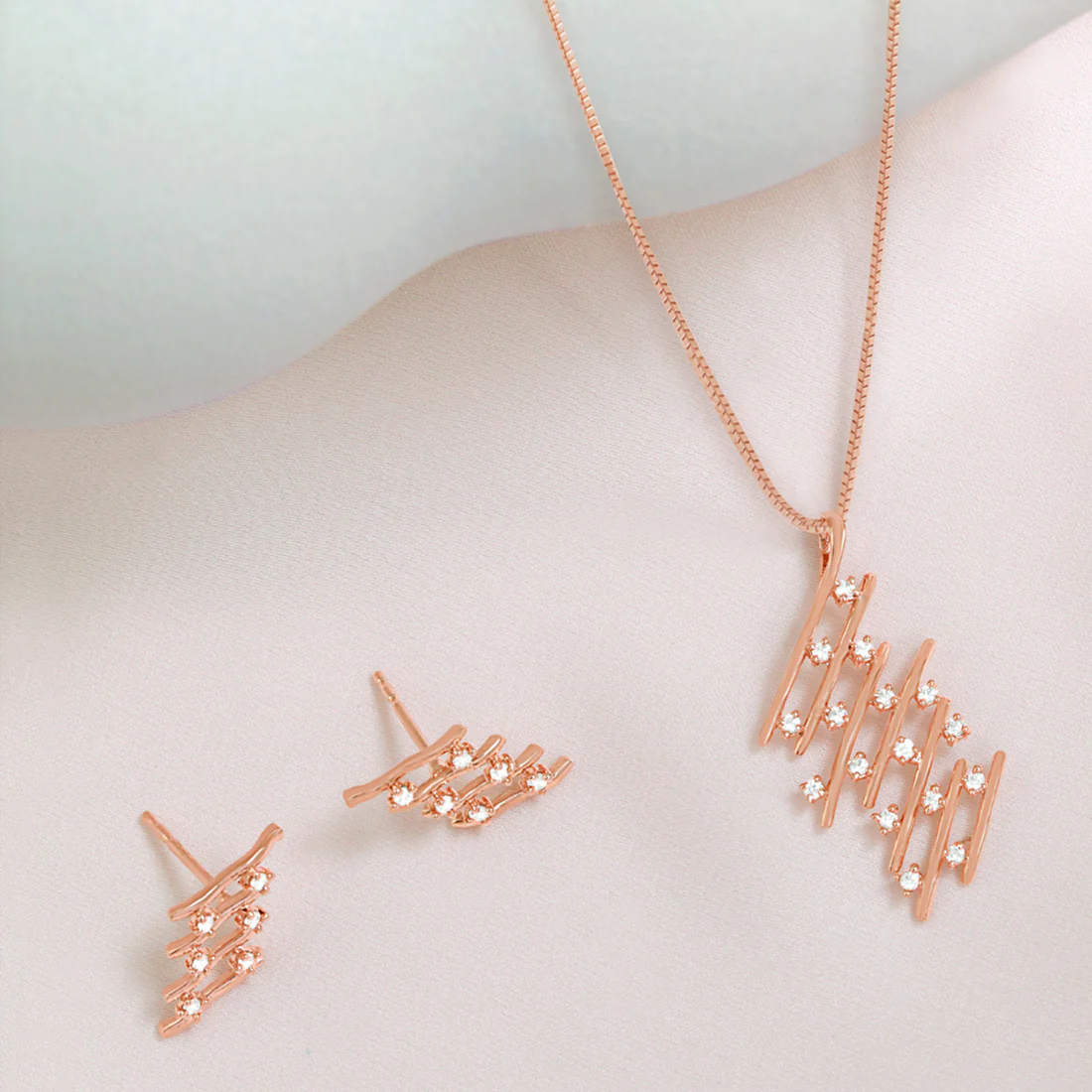 Quirky Designed Rose Gold Plated 925 Sterling Silver Jewelry Set