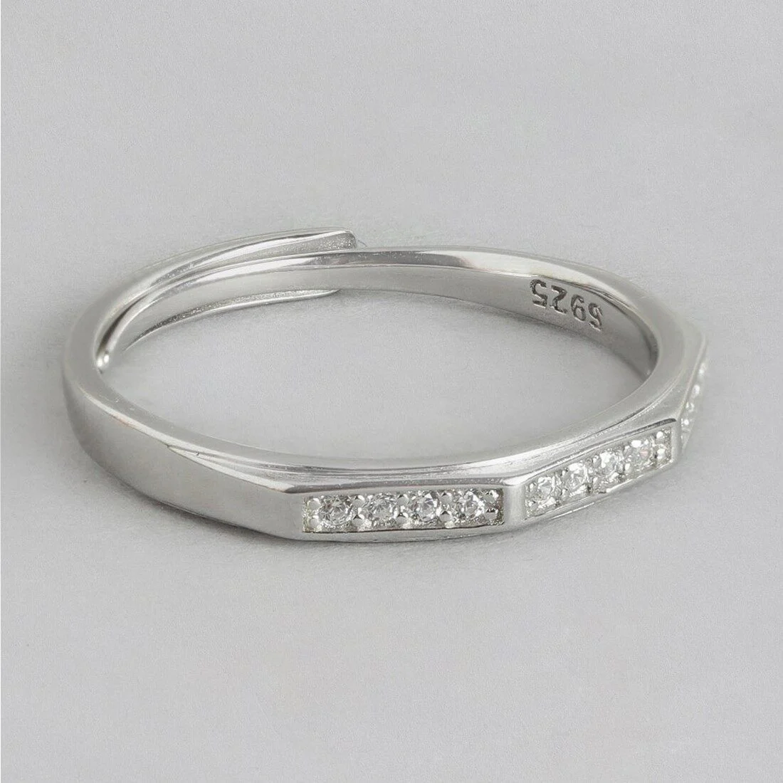 Timeless Beauty 925 Sterling Silver Rhodium-Plated Ring adorned with Cubic Zirconia (Adjustable) - Image 6