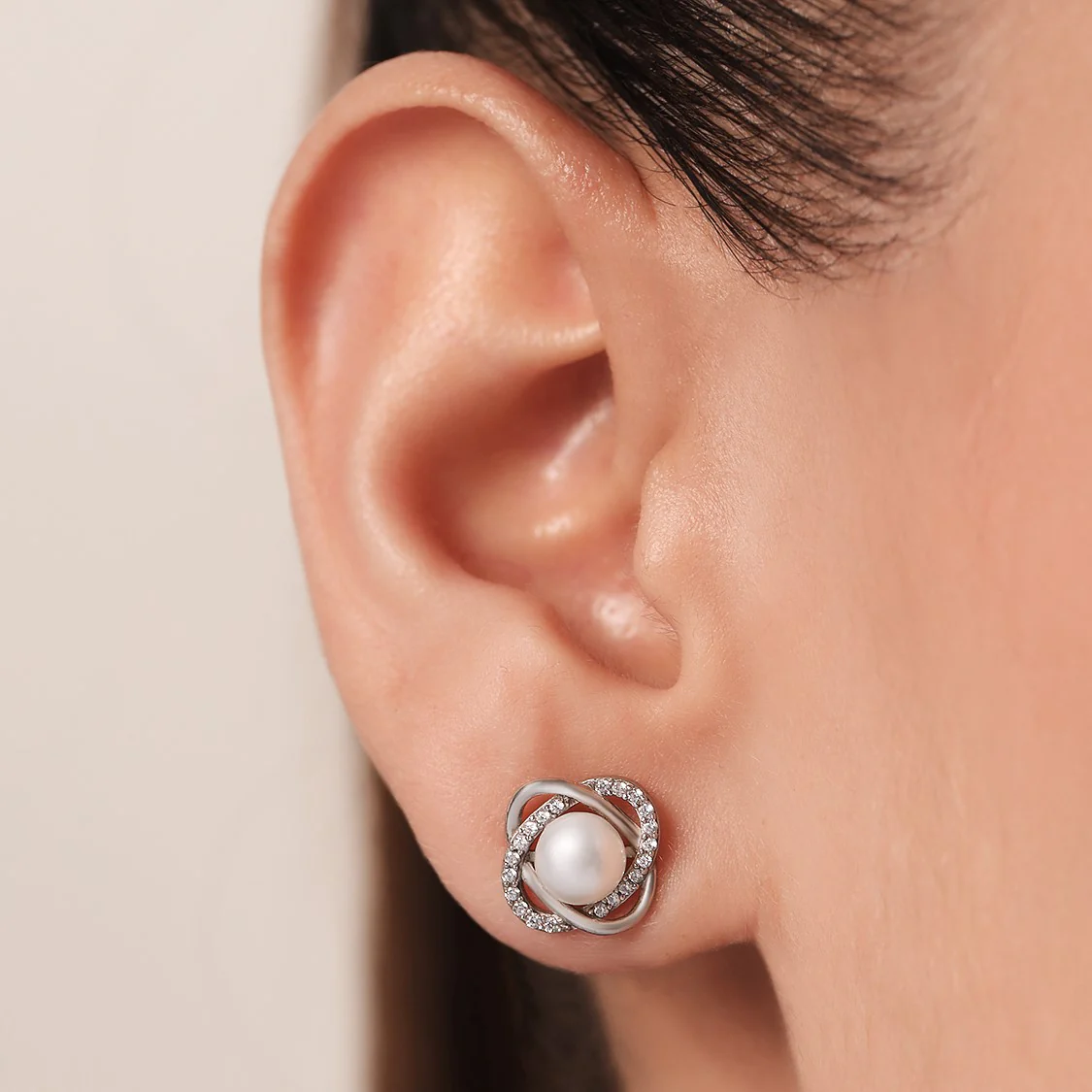 Timeless Elegance 925 Sterling Silver Stud Earrings with Cubic Zirconia & Pearl - Image 2