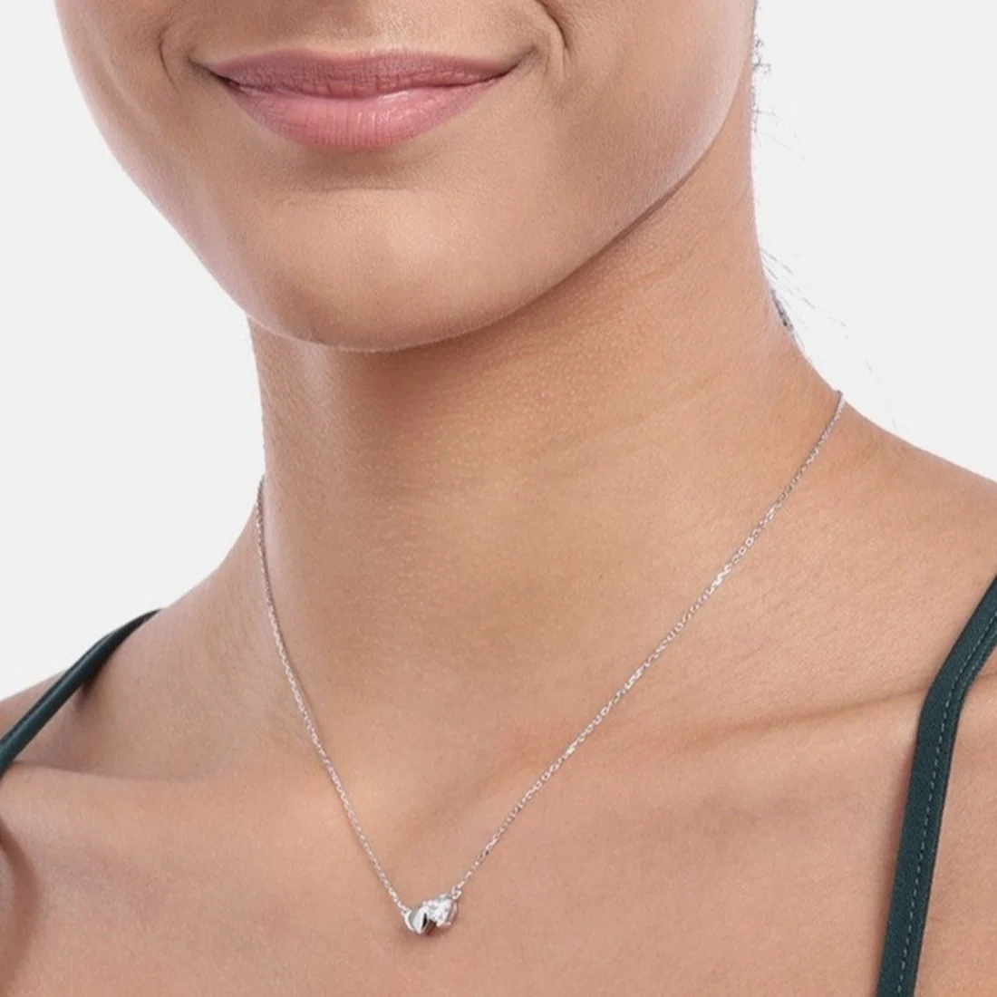 Olive & Love 925 Sterling Silver Necklace - Image 2