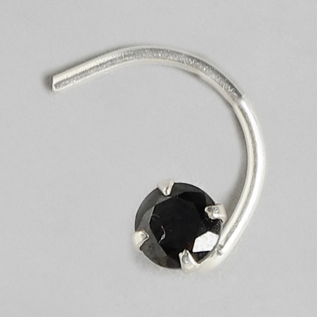 Evergreen Black 925 Silver Nose Pin - Image 5